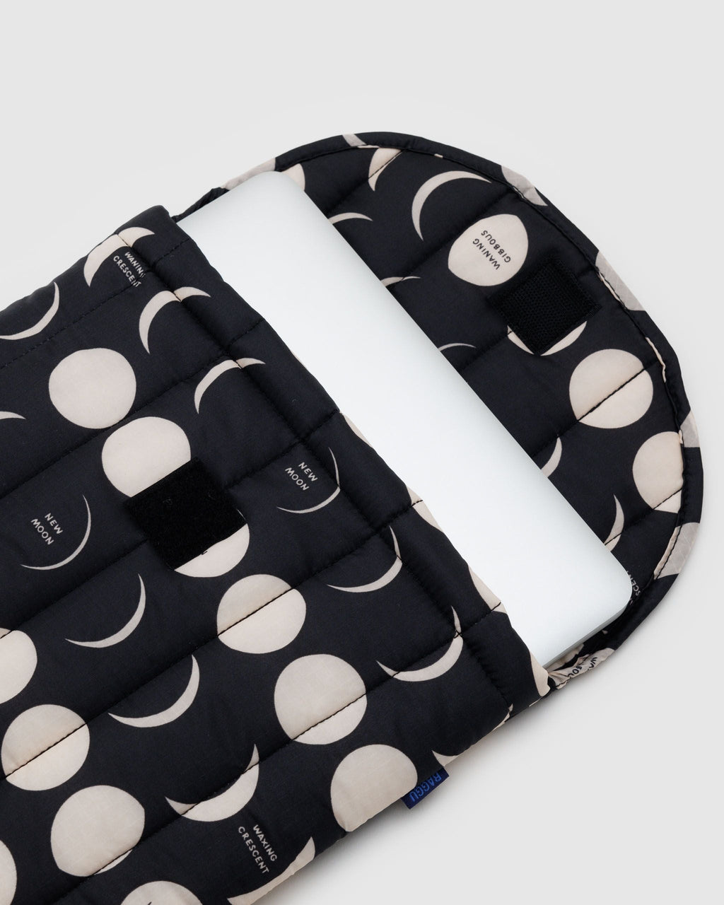 Puffy Laptop Sleeve 16&quot; image 1