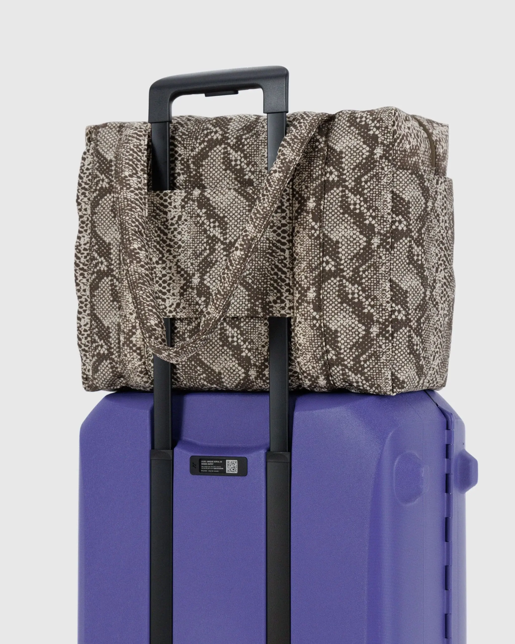 Small Cloud Carry-On image 1