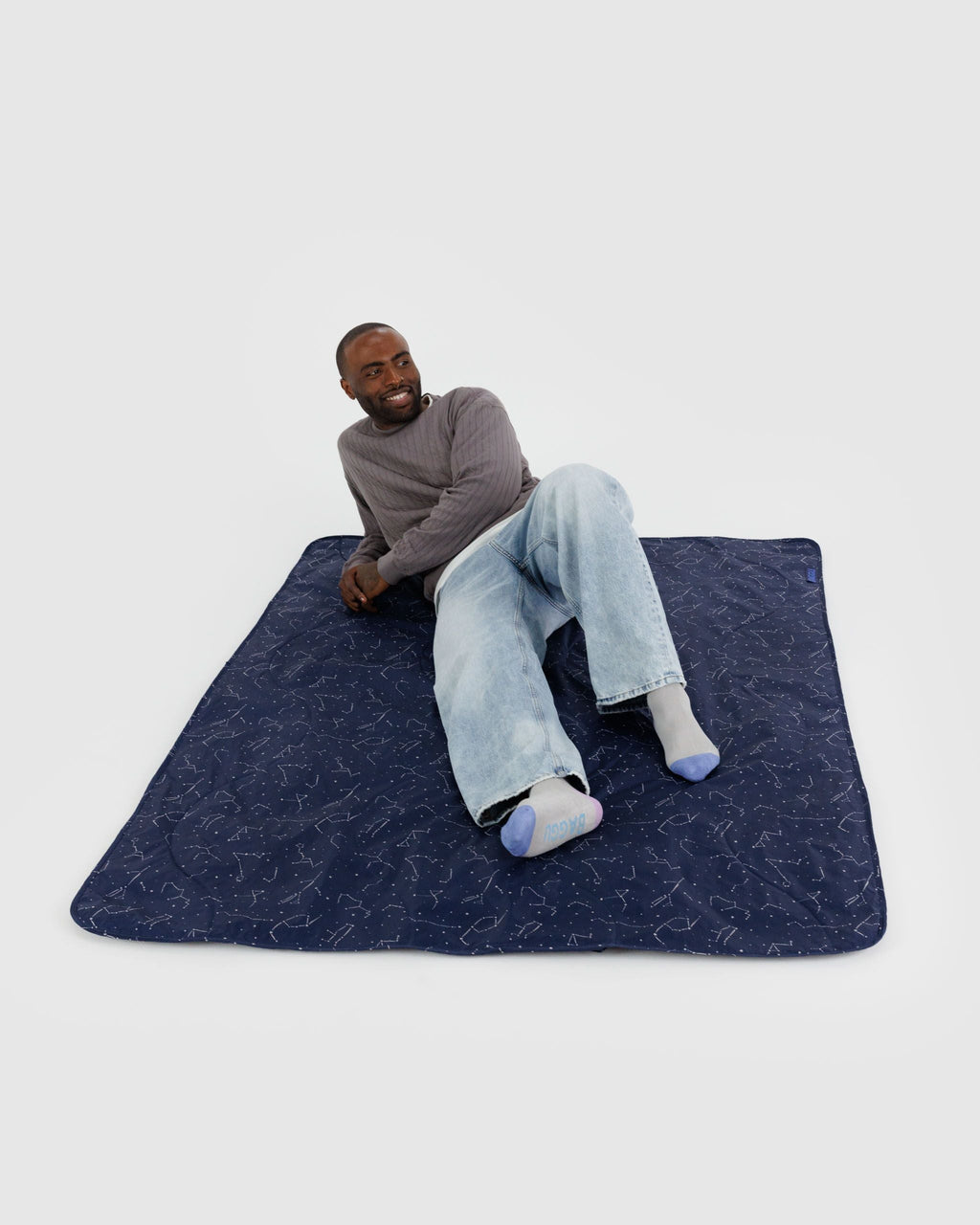 Puffy Picnic Blanket image 0