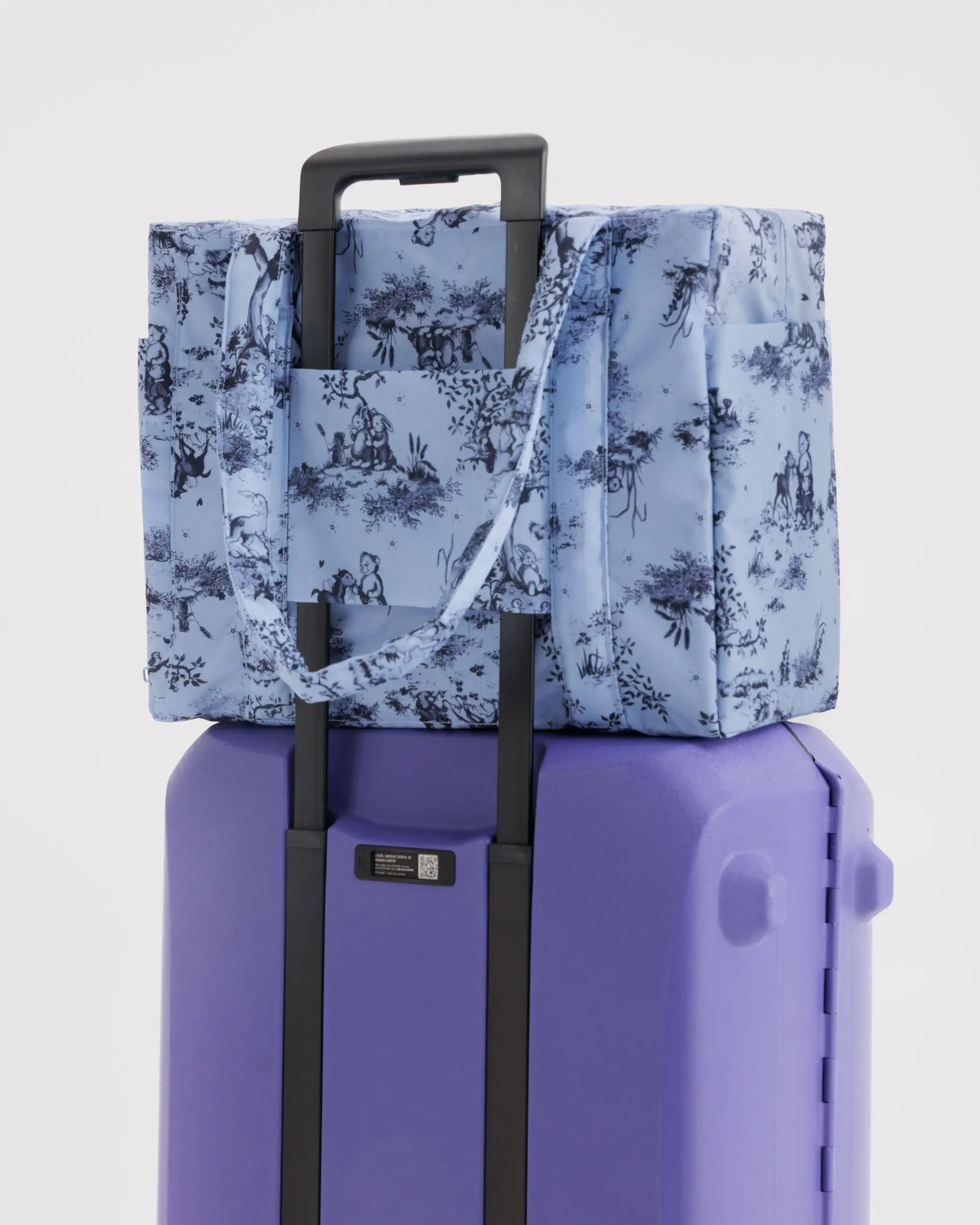 Small Cloud Carry-On