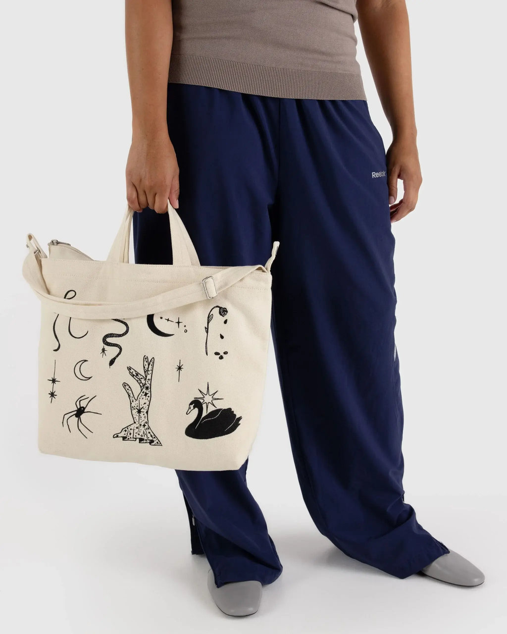Horizontal Zip Duck Bag image 1