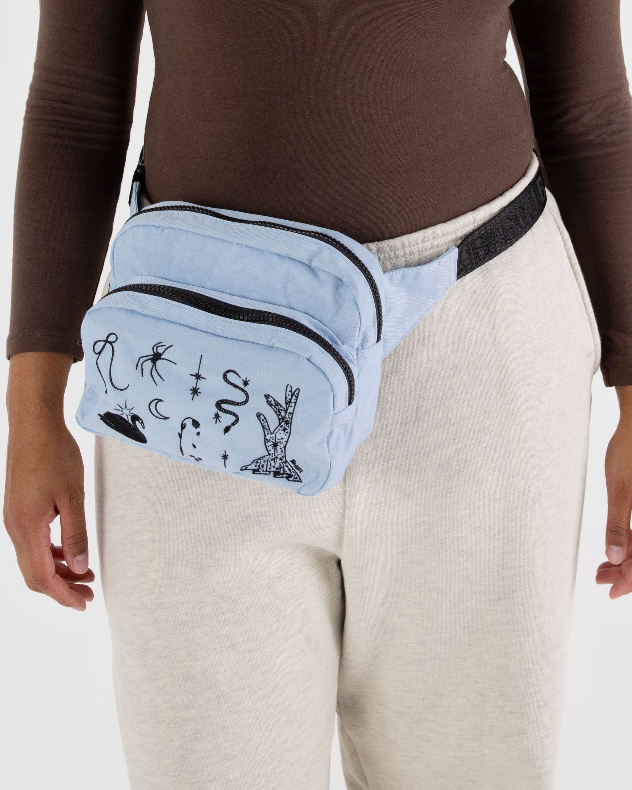 Fanny Pack image 2