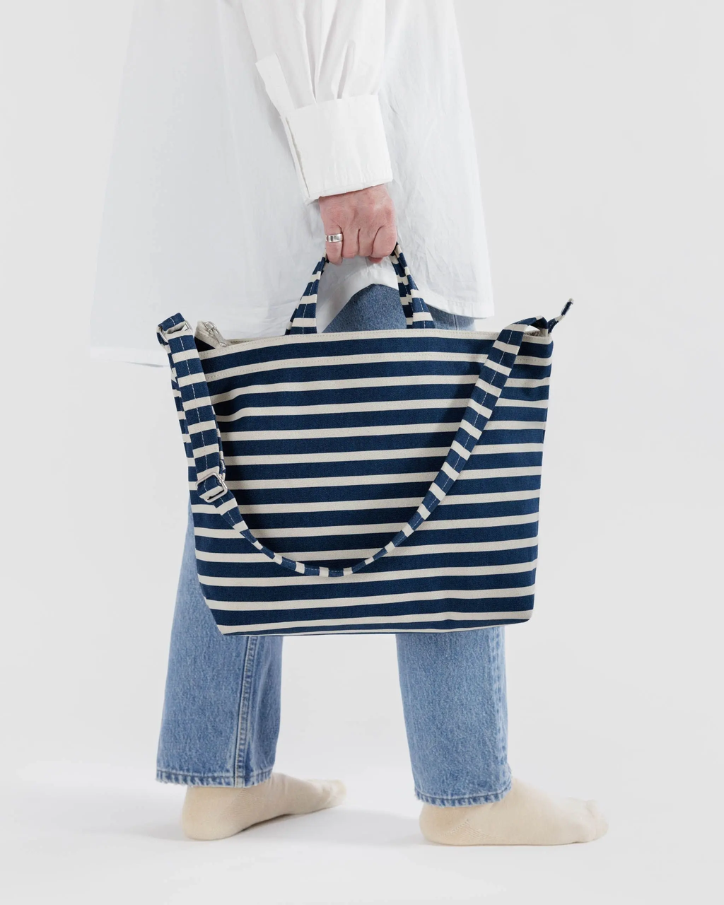 Horizontal Zip Duck Bag image 3